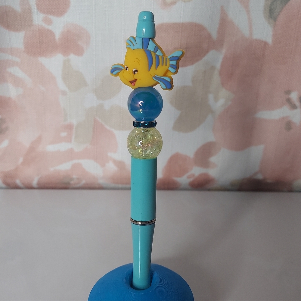 Cartoon Fish Pen